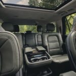 Lincoln Navigator - interior
